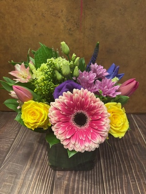 4.75X4.75" RIBBED CUBE WITH BRIGHT ASST. MIX  from Redwood Florist in New Brunswick, NJ