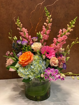 SPECIALTY CUTS IN 8X8 CYLINDER from Redwood Florist in New Brunswick, NJ