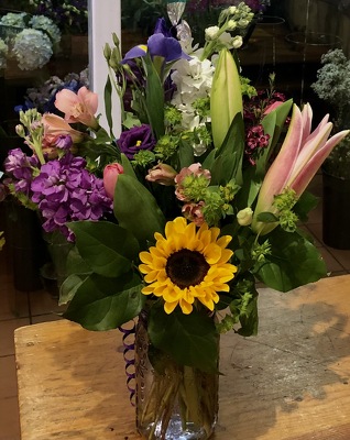 GARDEN STYLE ASSORTED CUTS IN A VASE from Redwood Florist in New Brunswick, NJ